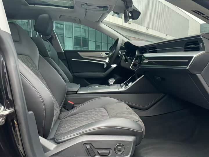 Audi A7L, 2024 — фото 5 из 9
