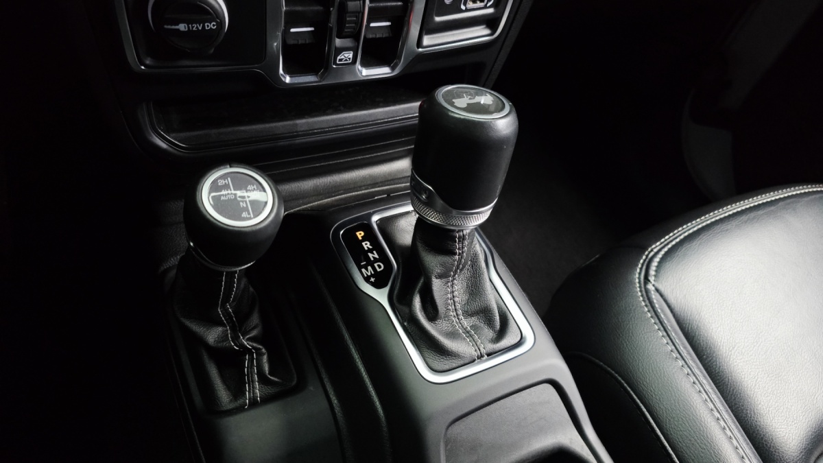 Jeep Wrangler, 2023 — фото 7 из 12