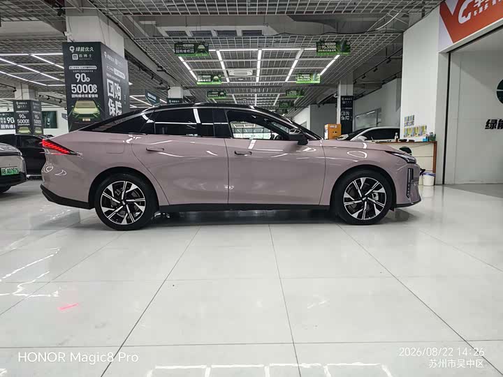 Geely Galaxy L6, 2024 — фото 4 из 9