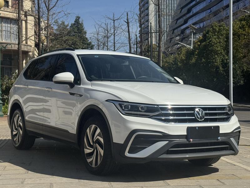 Volkswagen Tiguan L Pro, 2022 — фото 3 из 12