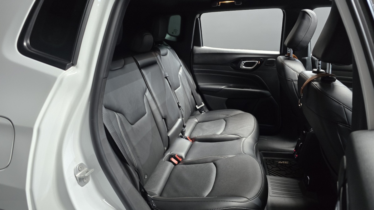 Jeep Compass, 2022 — фото 10 из 12
