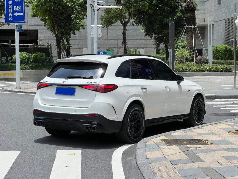 Mercedes-Benz GLC-Class AMG, 2026 — фото 5 из 9