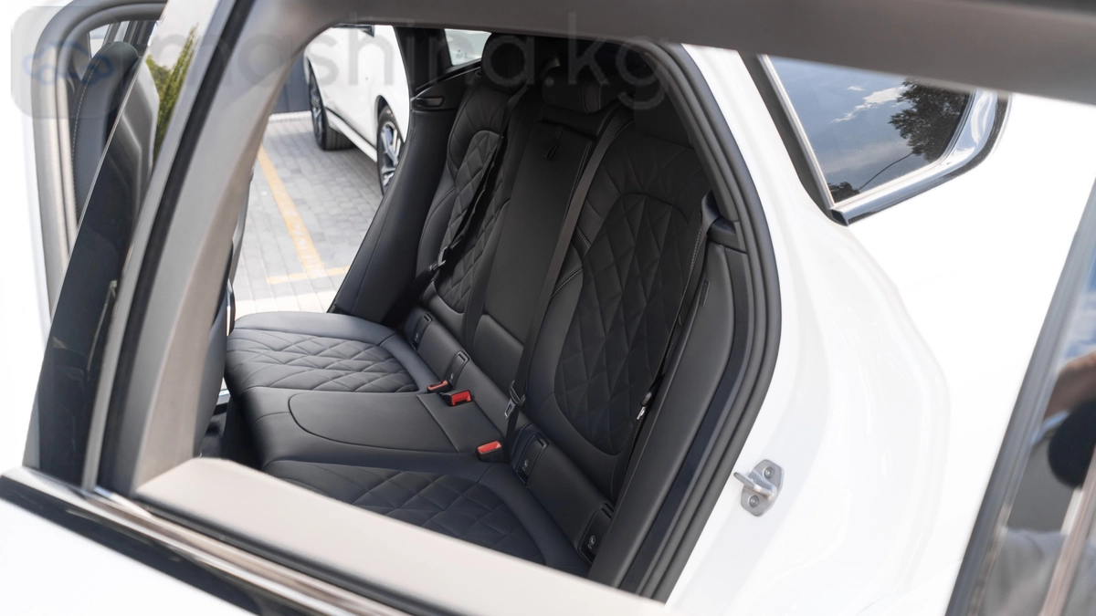 BMW X6, 2026 — фото 6 из 10