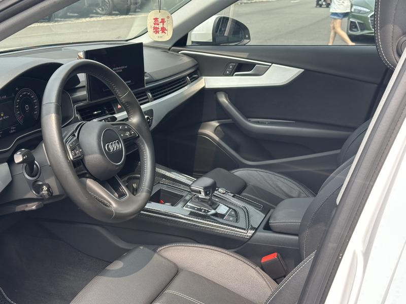 Audi A4L, 2021 — фото 6 из 8