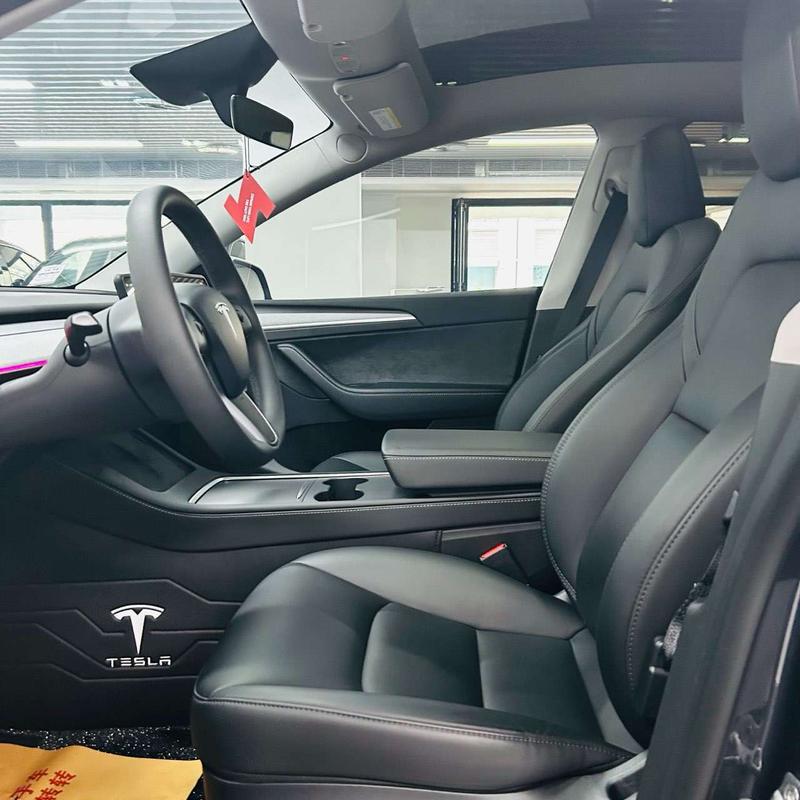 Tesla Model Y, 2024 — фото 8 из 10