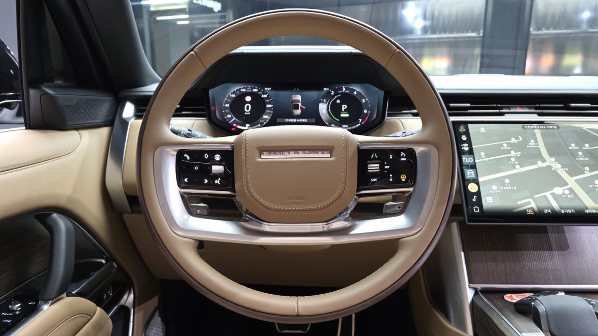 Land Rover Range Rover, 2025 — фото 12 из 12