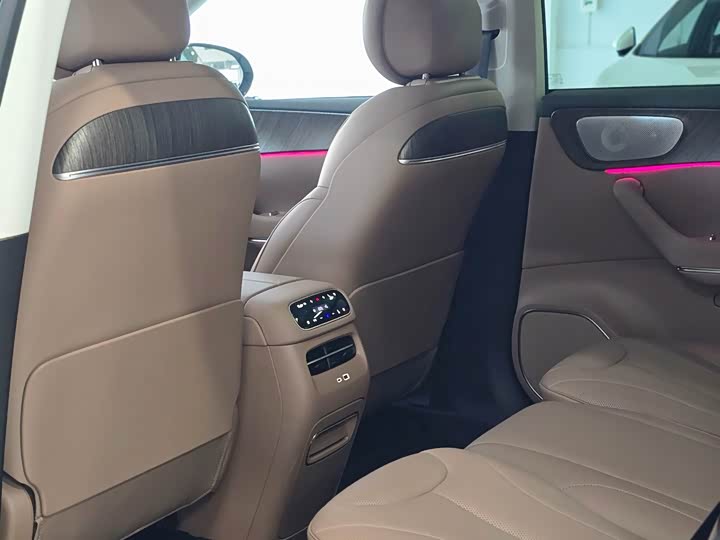 Leapmotor C11, 2025 — фото 5 из 9