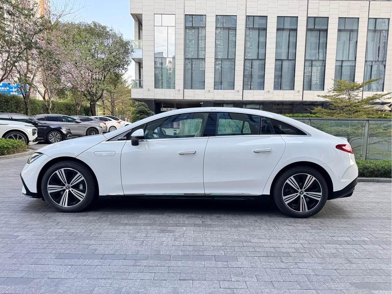 Mercedes-Benz EQE, 2025 — фото 3 из 12