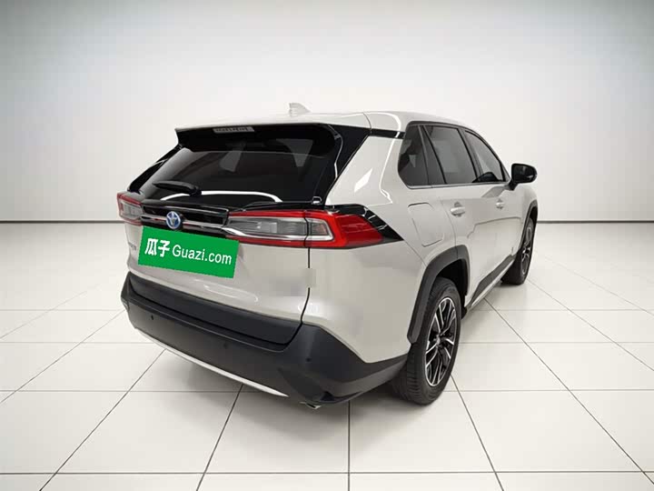 Toyota Wildlander Hybrid, 2022 — фото 7 из 9