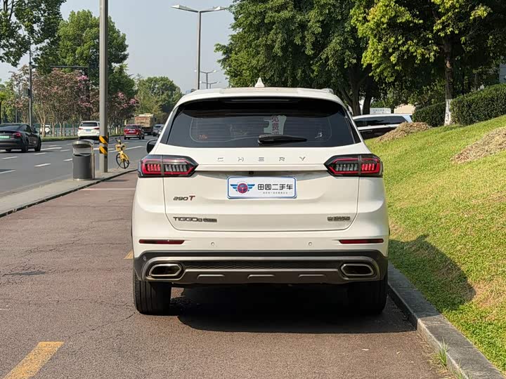 Chery Tiggo 8 Plus, 2023 — фото 5 из 9