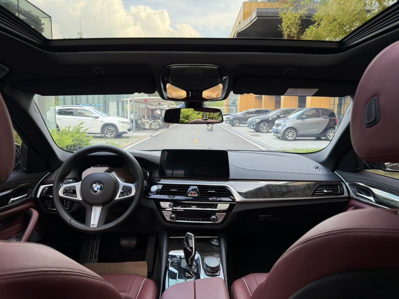 BMW 5 Series, 2022 — фото 11 из 12