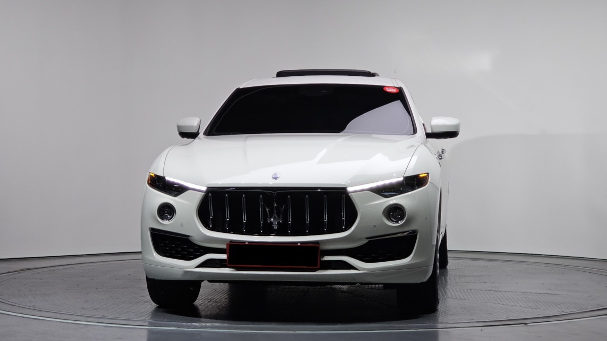 Maserati Levante, 2022 — фото 3 из 12