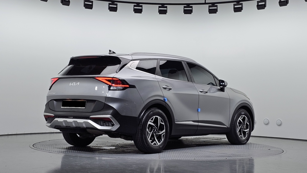 Kia Sportage, 2021 — фото 2 из 12