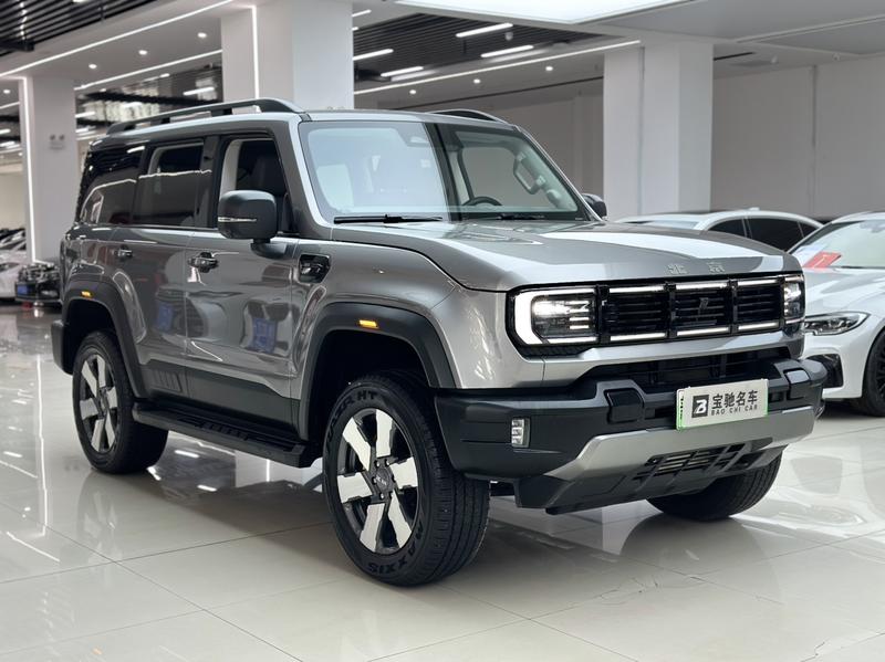 BAIC Beijing BJ40 Hybrid, 2025 — фото 3 из 12