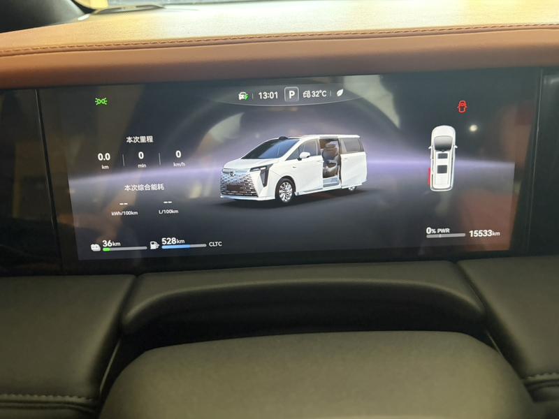 GAC Trumpchi M8 Hybrid, 2025 — фото 7 из 10