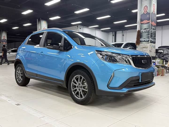 Geely Vision X3, 2021 — фото 4 из 9