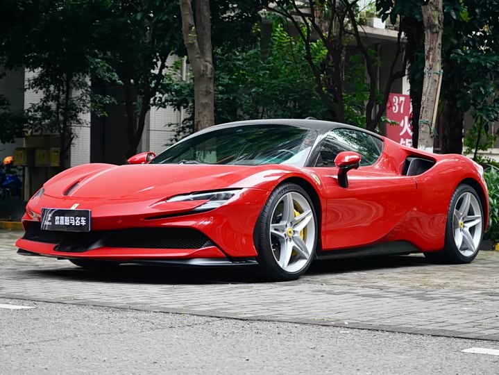 Ferrari SF90, 2023 — купить в Москве под ключ