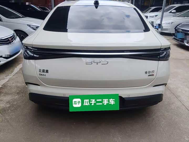 BYD Seal 07 DM-i Hybrid, 2025 — фото 6 из 9