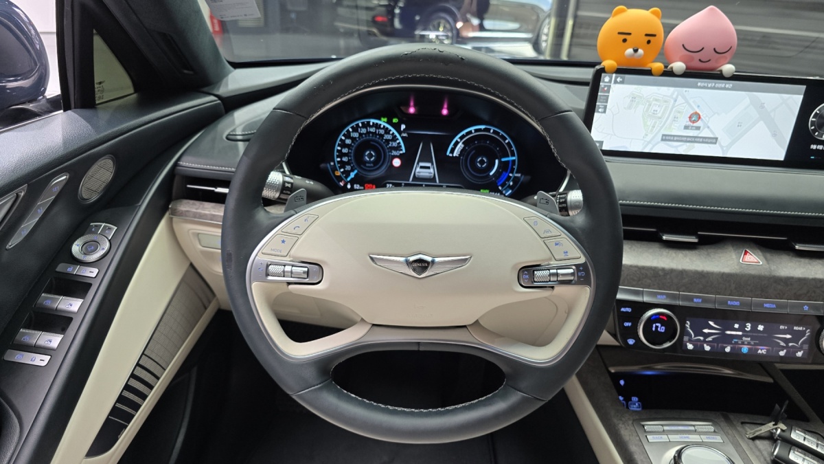 Genesis G80, 2023 — фото 12 из 12