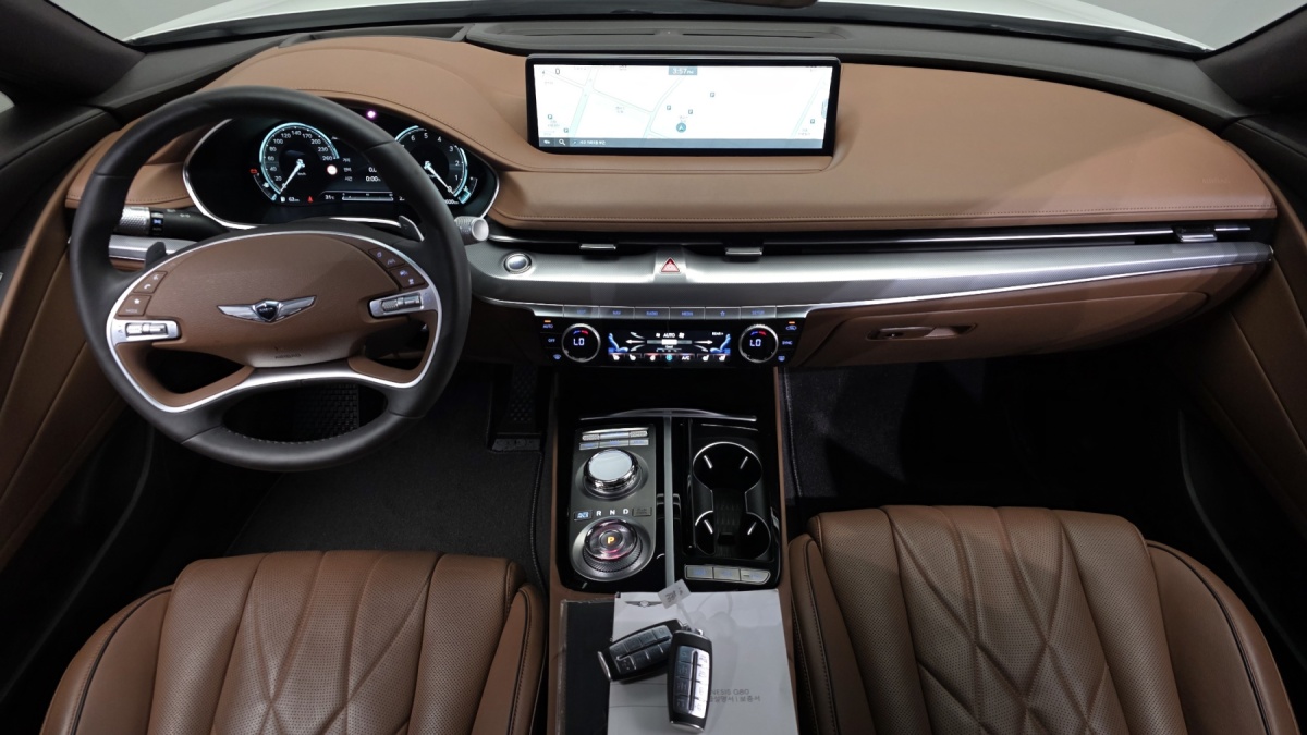 Genesis G80, 2023 — фото 7 из 12