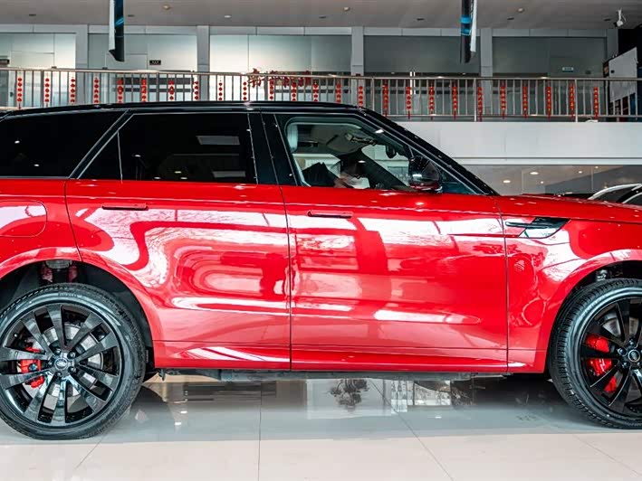 Land Rover Range Rover Sport Hybrid, 2024 — фото 4 из 9