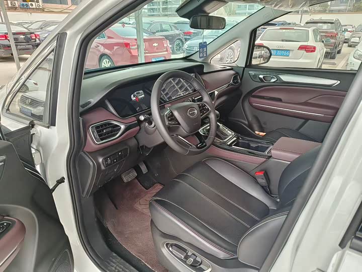 GAC Trumpchi M6, 2025 — фото 4 из 9