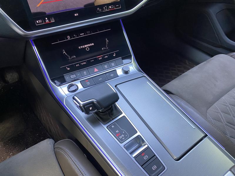 Audi A7L, 2023 — фото 9 из 12