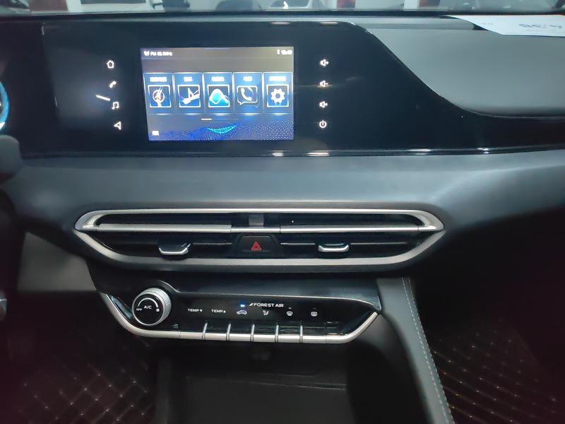 Changan Eado Plus, 2025 — фото 8 из 12
