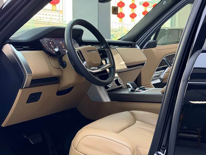 Land Rover Range Rover, 2023 — фото 4 из 9