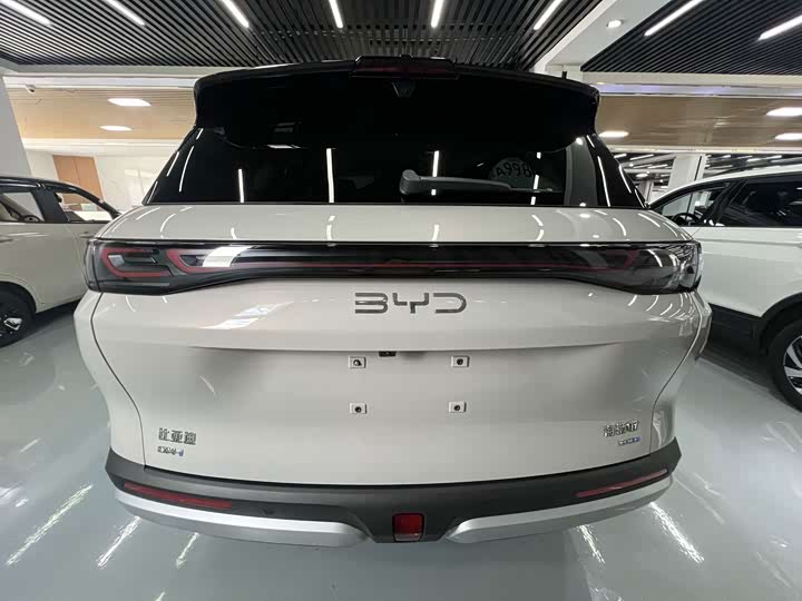 BYD Sea Lion 07 DM-i Hybrid, 2026 — фото 4 из 9