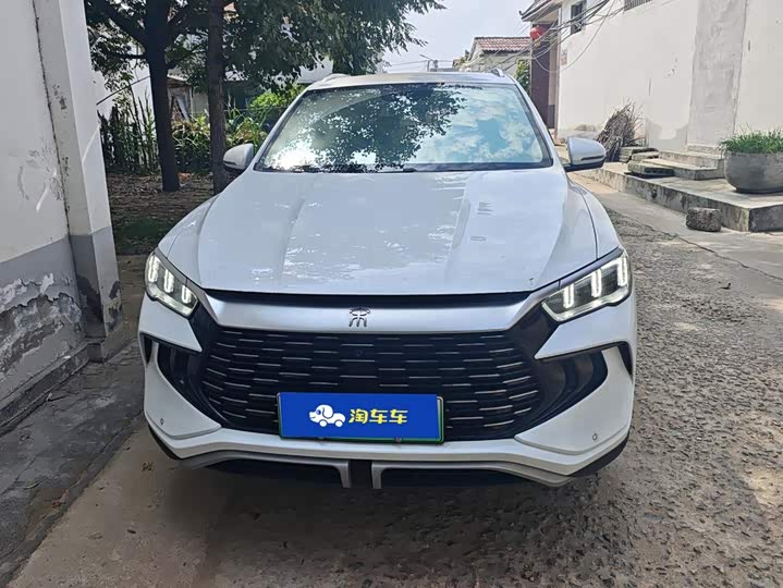 BYD Song Pro Hybrid, 2024 — фото 2 из 9