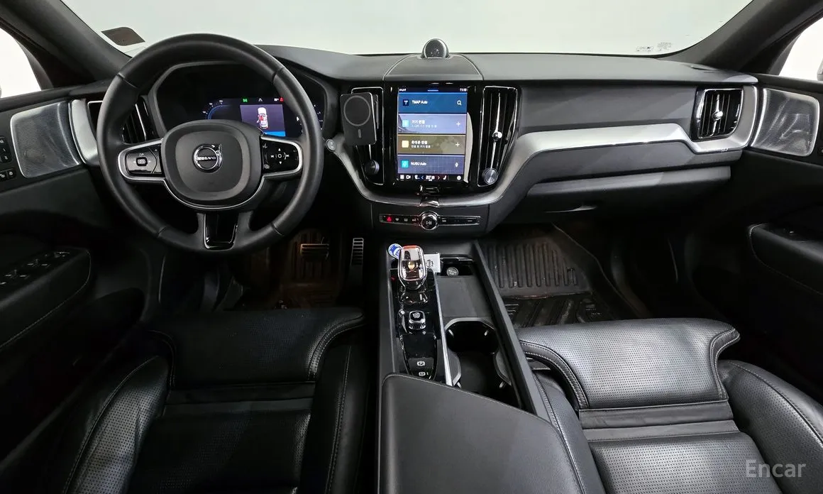 Volvo XC60, 2021 — фото 7 из 12