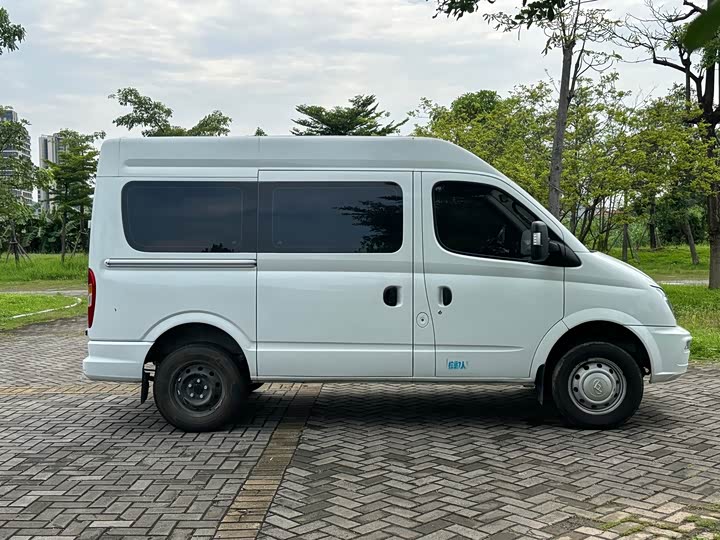 Maxus V80, 2023 — фото 7 из 9
