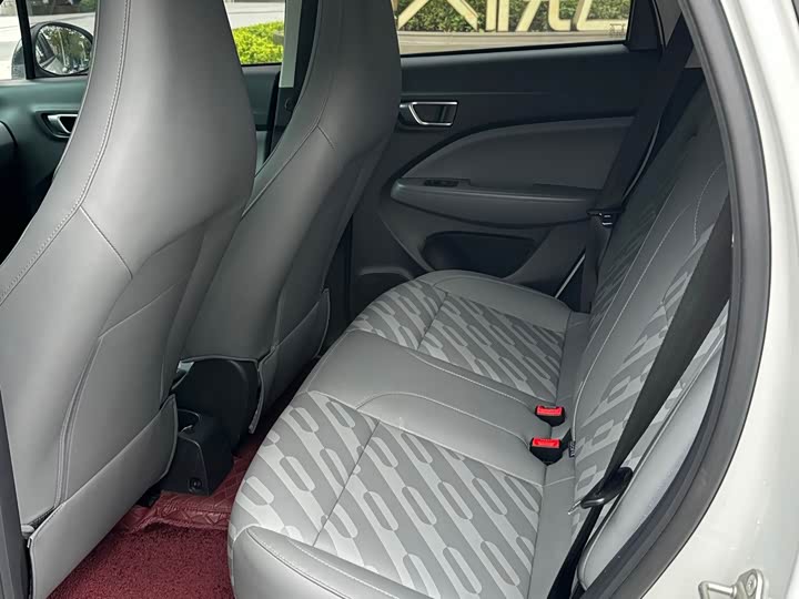 Leapmotor T03, 2024 — фото 7 из 9