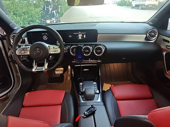 Mercedes-Benz CLA-Class AMG, 2022 — фото 5 из 9