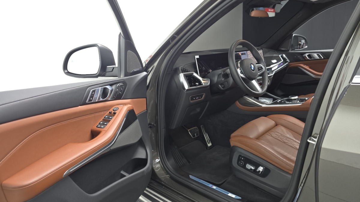BMW X7, 2025 — фото 10 из 12