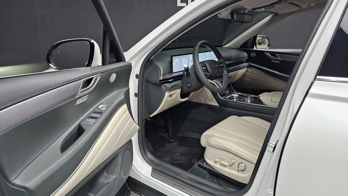 Genesis GV80, 2023 — фото 9 из 12