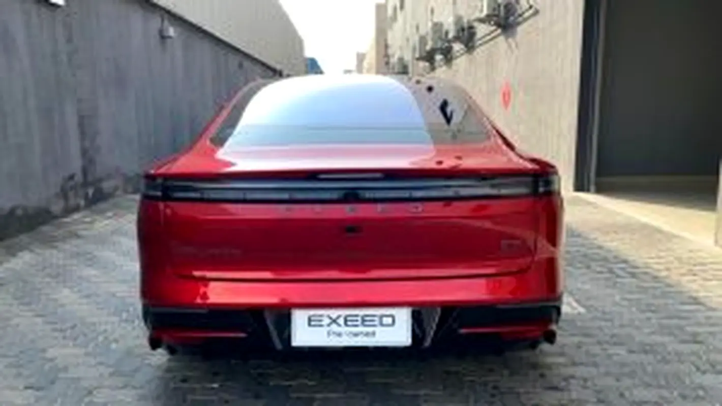 Exeed Exlantix ES, 2026 — фото 7 из 10