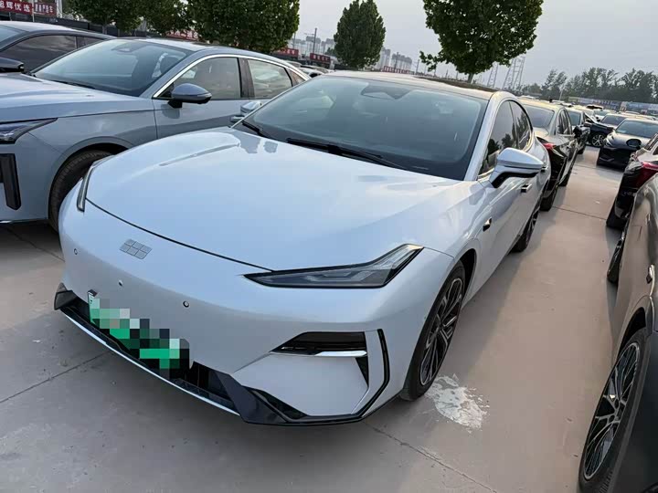 Geely Galaxy E8, 2024 — купить в Воронеже под ключ