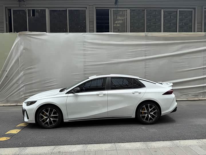 GAC Trumpchi Empow R, 2022 — фото 3 из 9