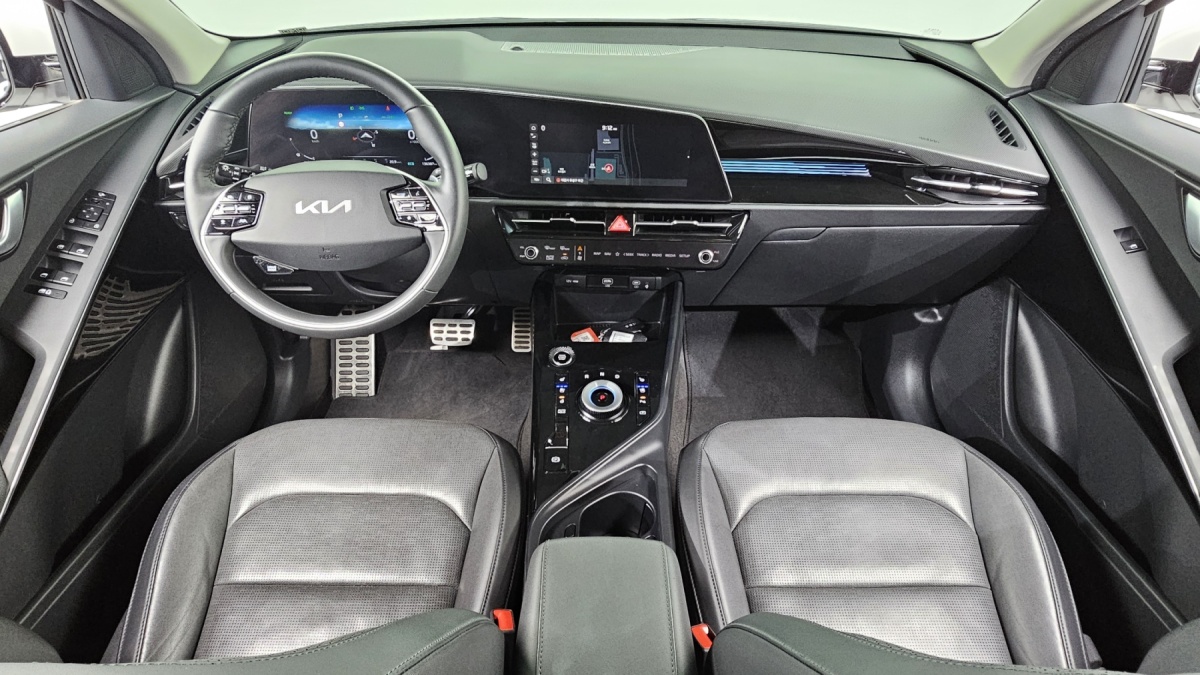 Kia Niro, 2022 — фото 7 из 12