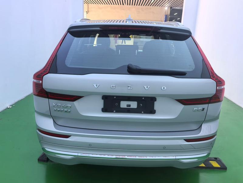 Volvo XC60, 2024 — фото 4 из 10