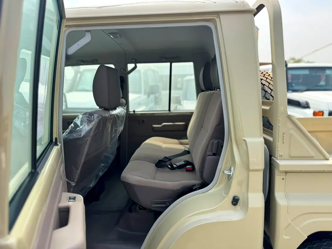 Toyota Land Cruiser 70 Series, 2026 — фото 9 из 10