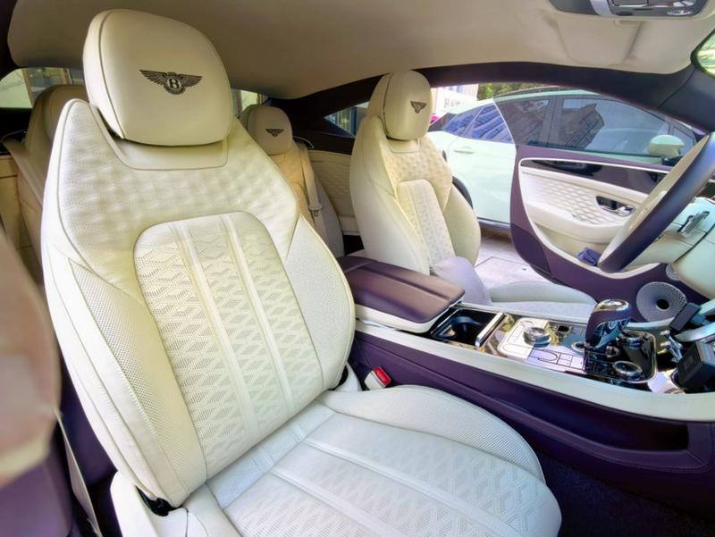 Bentley Continental GT Hybrid, 2025 — фото 5 из 6
