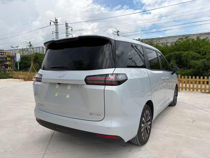 Wuling Starlight 730, 2025 — фото 6 из 9