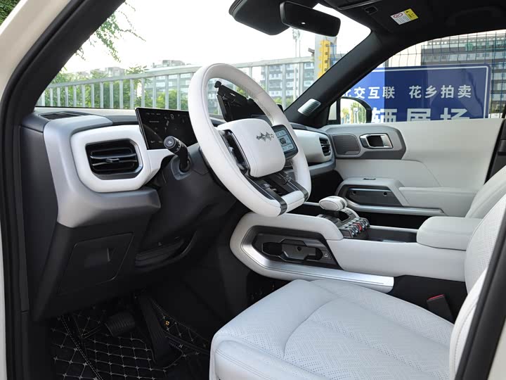BYD FangChengBao Titanium 3 (Tai 3), 2025 — фото 6 из 9