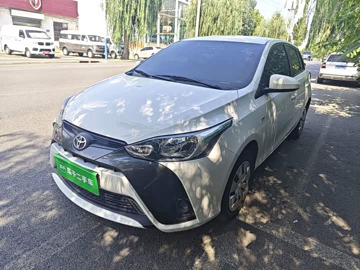Toyota Yaris L Hatchback, 2022 — купить в Перми под ключ