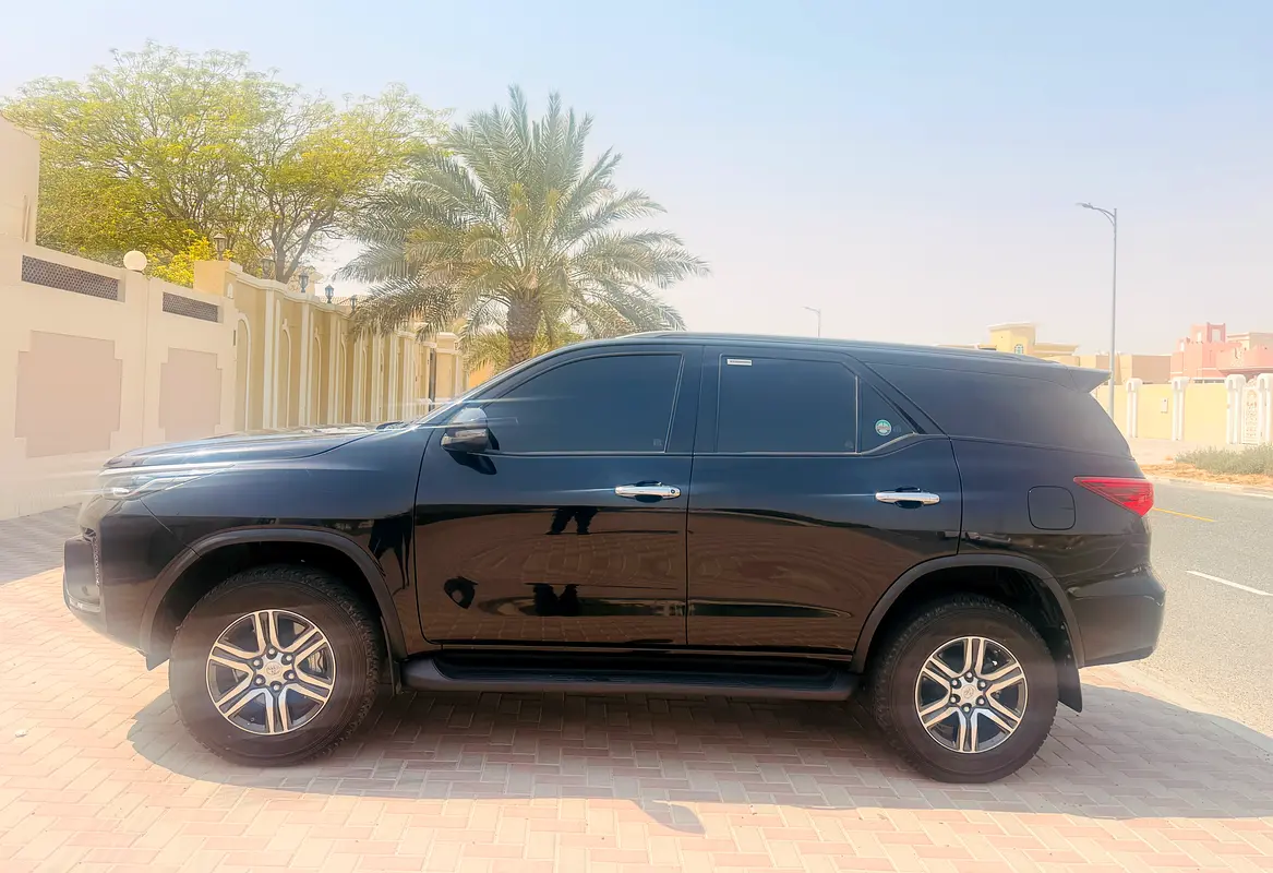 Toyota Fortuner, 2025 — фото 7 из 10