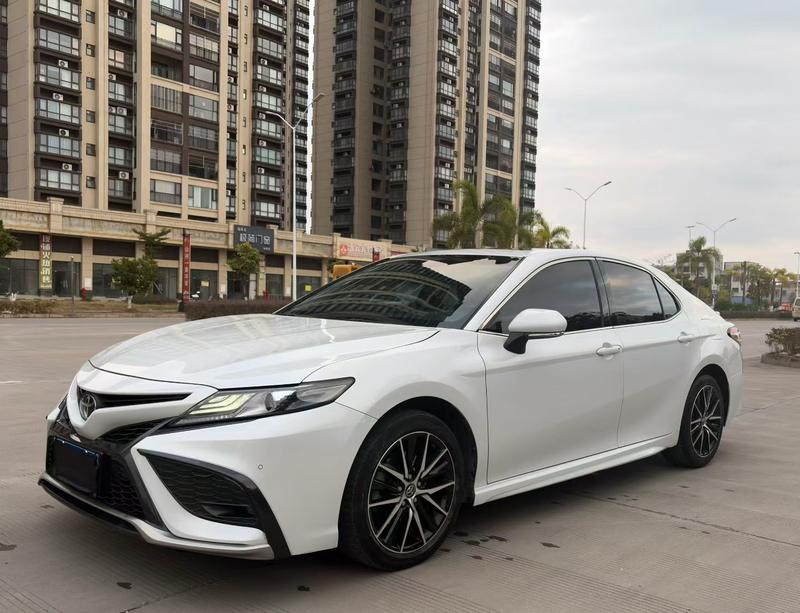 Toyota Camry, 2022 — купить в Перми под ключ