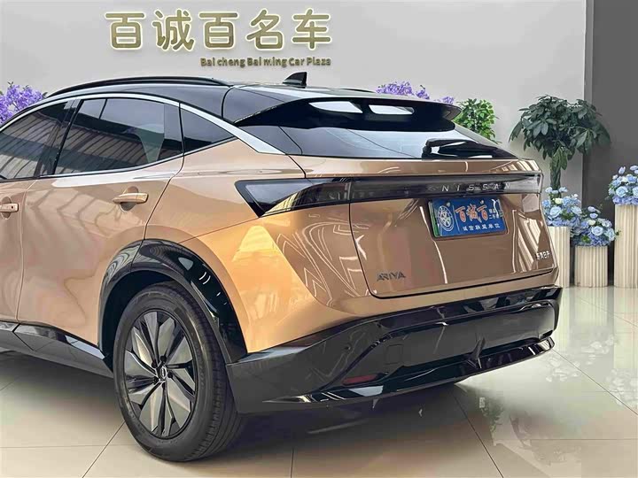 Nissan Ariya EV, 2023 — фото 8 из 9